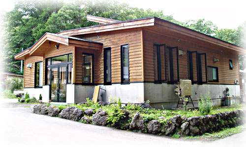 本社事務所外観